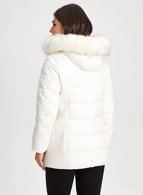 Manteau ceinturée à bourrure végane