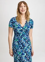 Robe fleurie à détails froncés