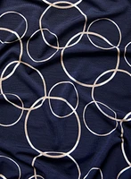 Haut à taille ajustée et motif de cercles