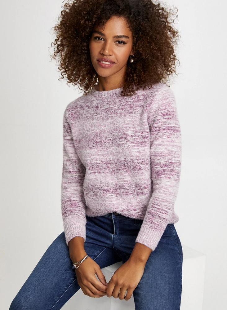 Pull rayé et pelucheux à manches longues