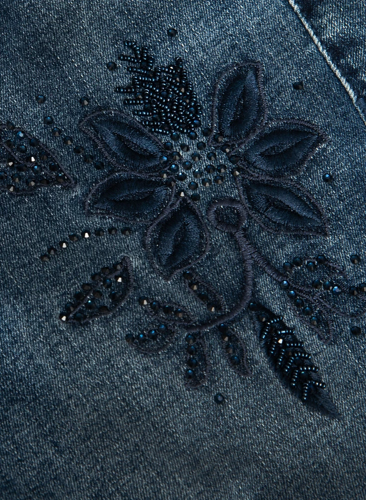 Floral Embroidery Slim Leg Jeans