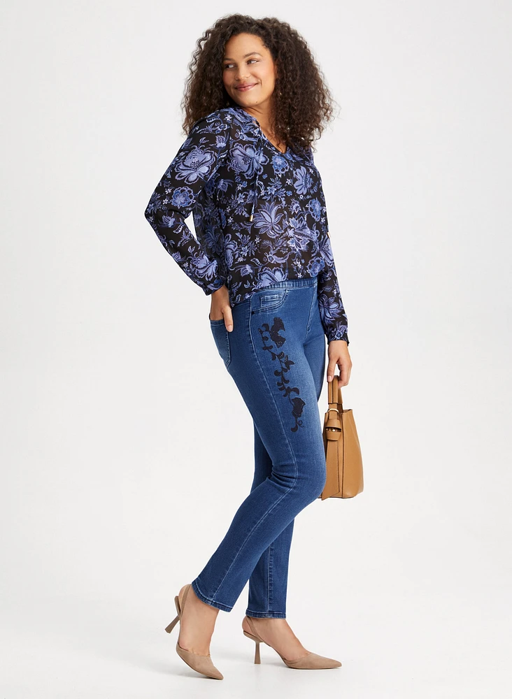 Floral Embroidery Pull-On Jeans