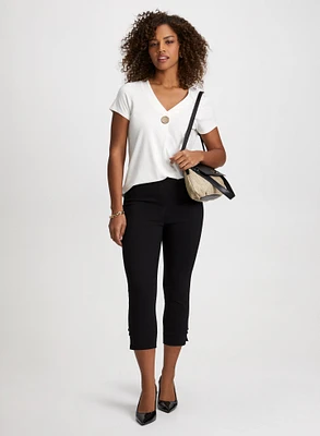 Decorative Button Tee & Slim Leg Capris