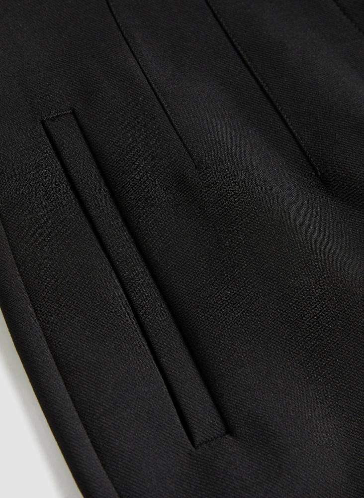 City Fit Slim Leg Pants