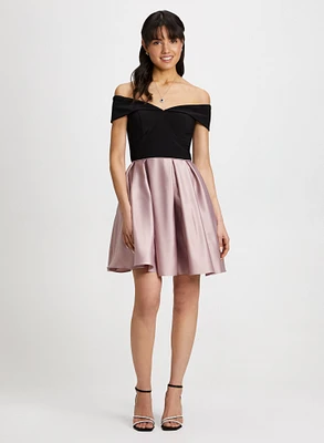 Off-the-Shoulder Dress & Pendant Necklace
