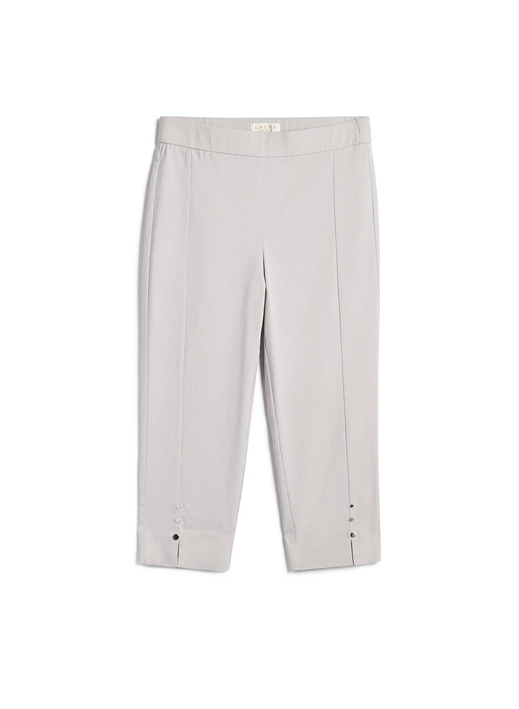 Pull-On Side Slit Capris