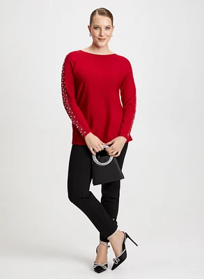 Pull à cristaux et perles et pantalon cheville