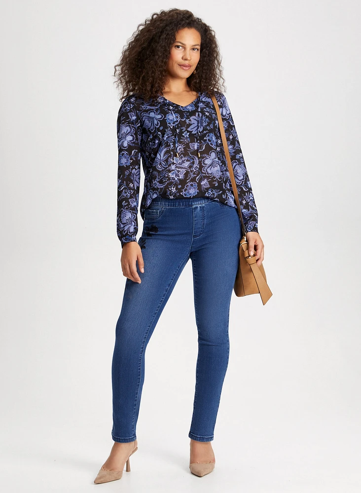 Floral Embroidery Pull-On Jeans