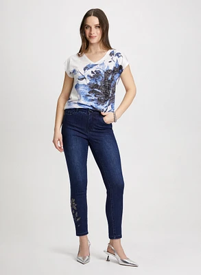 T-shirt à motif floral et jean étroit 