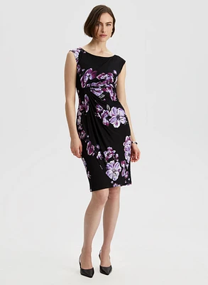 Floral Print Pleated Dress