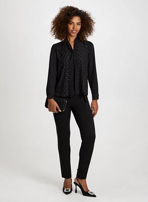 Blouse avec lien à nouer et pantalon à détail de boucle