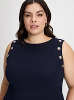 Robe sans manches à boutons décoratifs