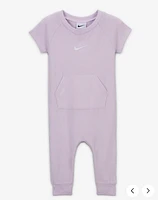 Nike Essentials Baby