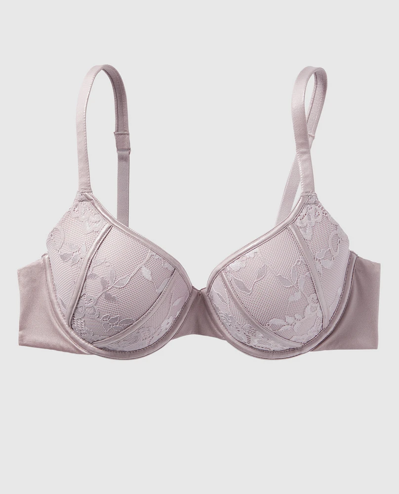 Soutien-gorge couvrant légèrement doublé avec incrustation en dentelle