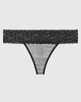 Tanga avec bordure en dentelle