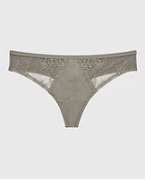 Tanga en dentelle