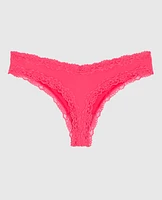 Tanga avec bordure en dentelle