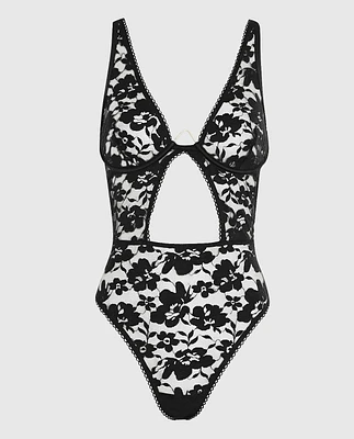 Cut Out Unlined Lace Bodysuit