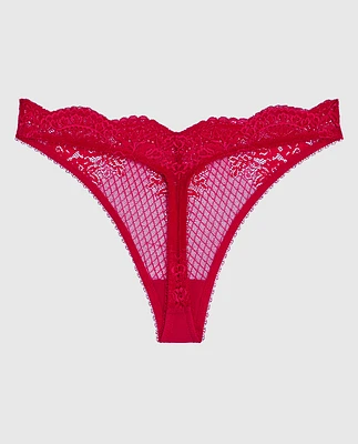 Tanga à jambe échancrée en dentelle rouge cosmo