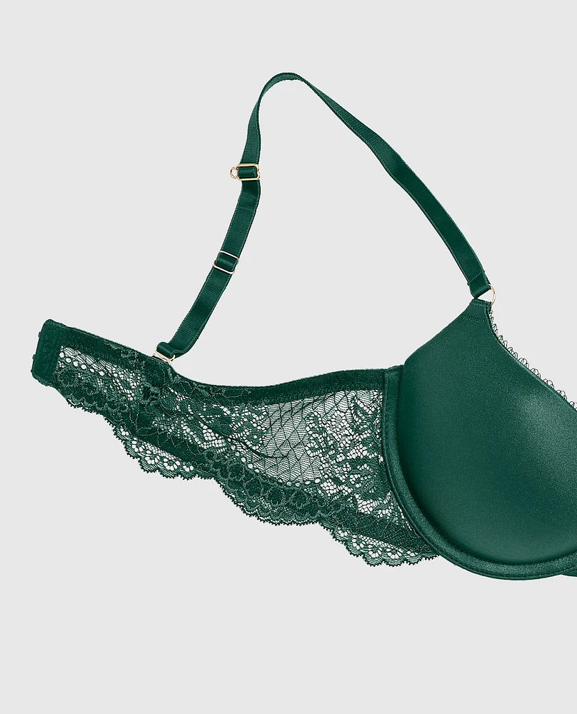 Soutien-gorge pigeonnant avec côté de dentelle