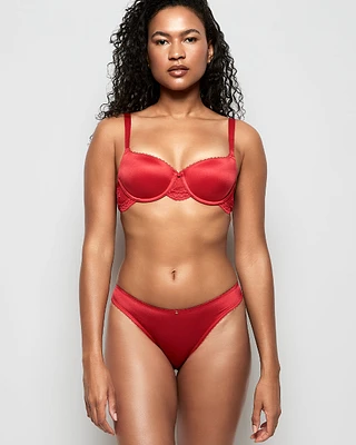 Culotte Cheeky avec dos en dentelle rouge cosmo