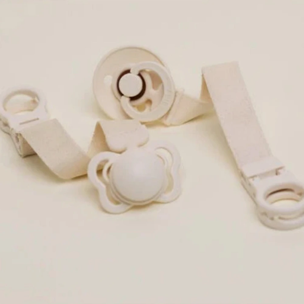 Pacifier Clip Loop - Oak Dark