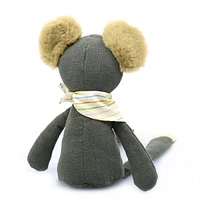 Sitting Mouse