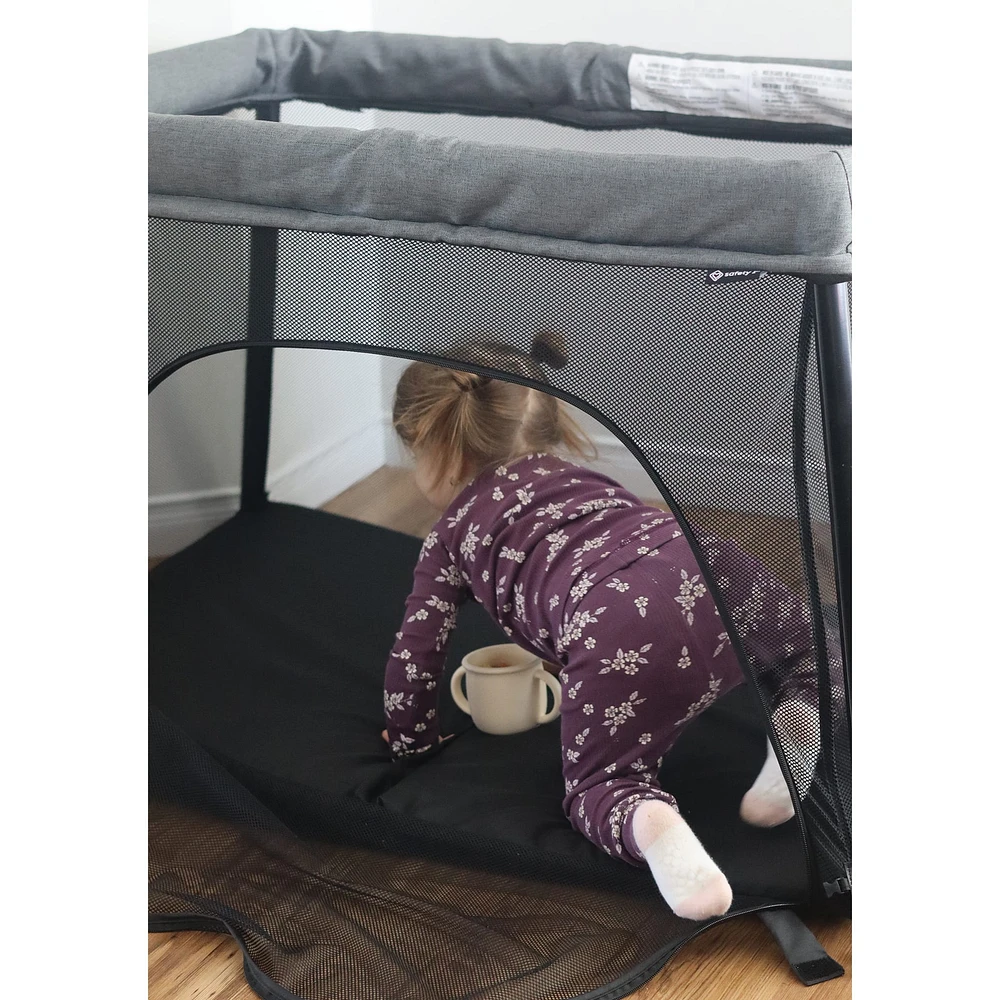Dream & Go 3-In-1 Travel Crib, Playard & Bassinet