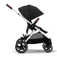 Poussette Gazelle S – Châssis couleur argent avec siège Noir Moon