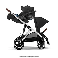 Poussette Gazelle S – Châssis couleur argent avec siège Noir Moon