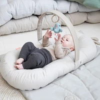 Coussin pour Bébé avec Arche d'Activité - Sable