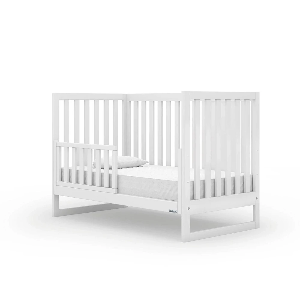 Austin 3-In-1 Convertible Crib - White