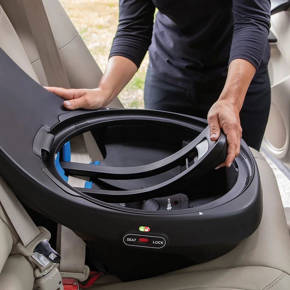 Siège d'Auto 3-en-1 Gold Revolve360 Extend avec SensorSafe - Onyx Noir