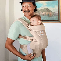 Omni Dream Baby Carrier - Natural Dots