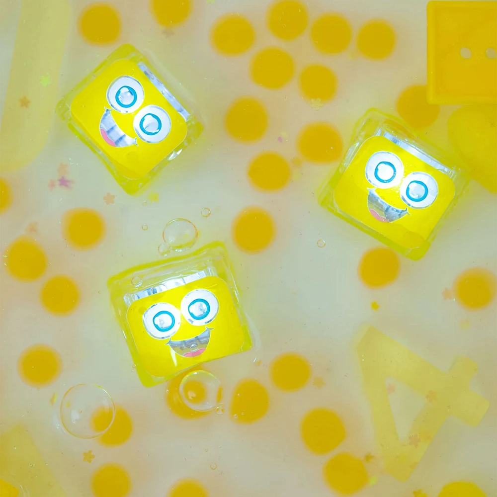 Light-Up Cubes for Bath