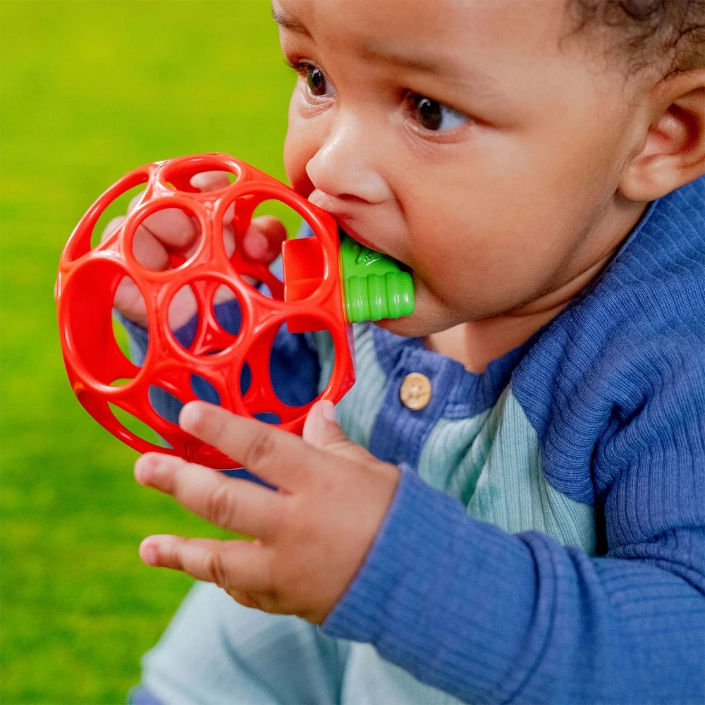 Hold My Own Easy-Grasp Teether Toy - Apple