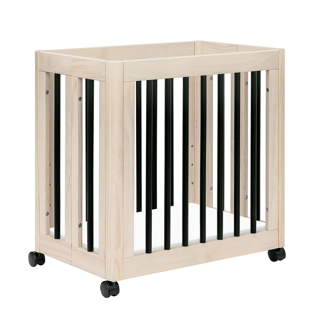 Yuzu 8-in-1 Convertible Crib