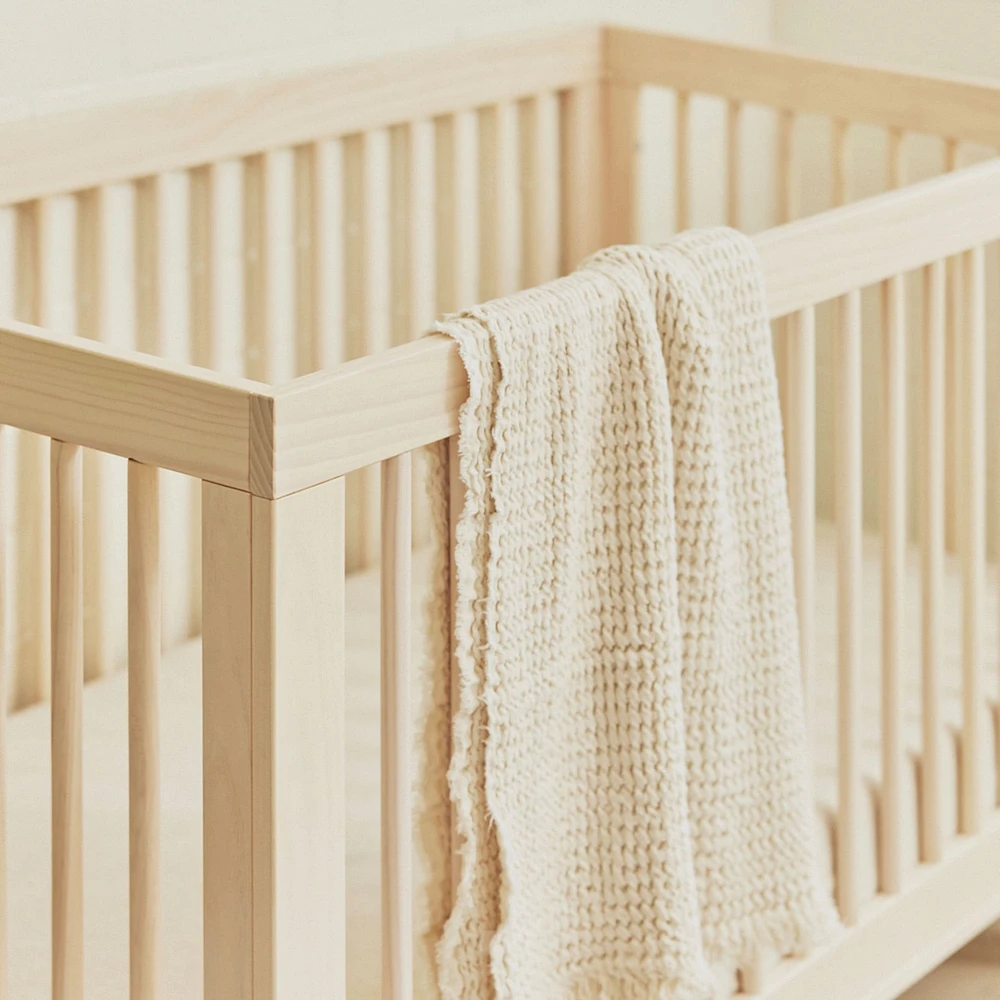 Hudson 3-in-1 Convertible Crib - Washed Natural