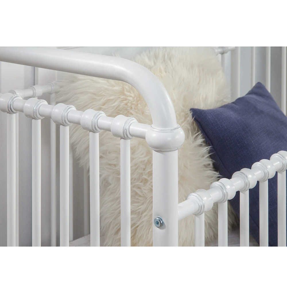 Abigail 3-in-1 Evolution Crib - Washed White