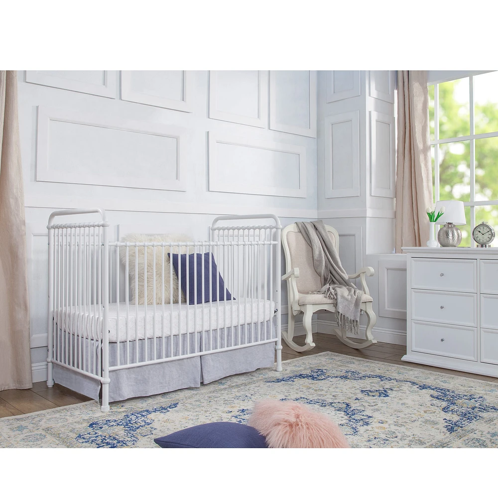 Abigail 3-in-1 Evolution Crib - Washed White