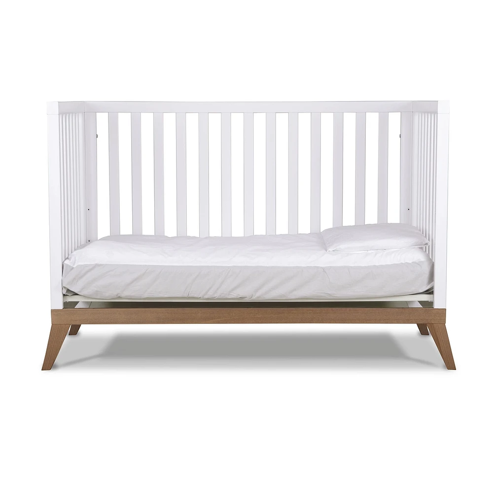 Donatello Crib - White / Walnut
