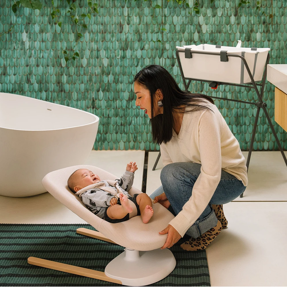 Stokke® Yoga™ Bouncer - Light Sand