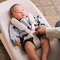 Stokke® Yoga™ Bouncer - Light Sand