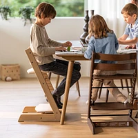 Tripp Trapp® High Chair V2 Brown,  Cushion and Stokke® Tray