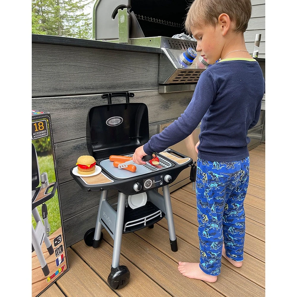 BBQ with 18 Accessories