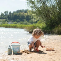 Sand Bucket & Accessories