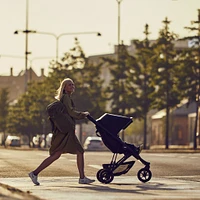 Poussette Thule Spring - Noir / Midnight Noir