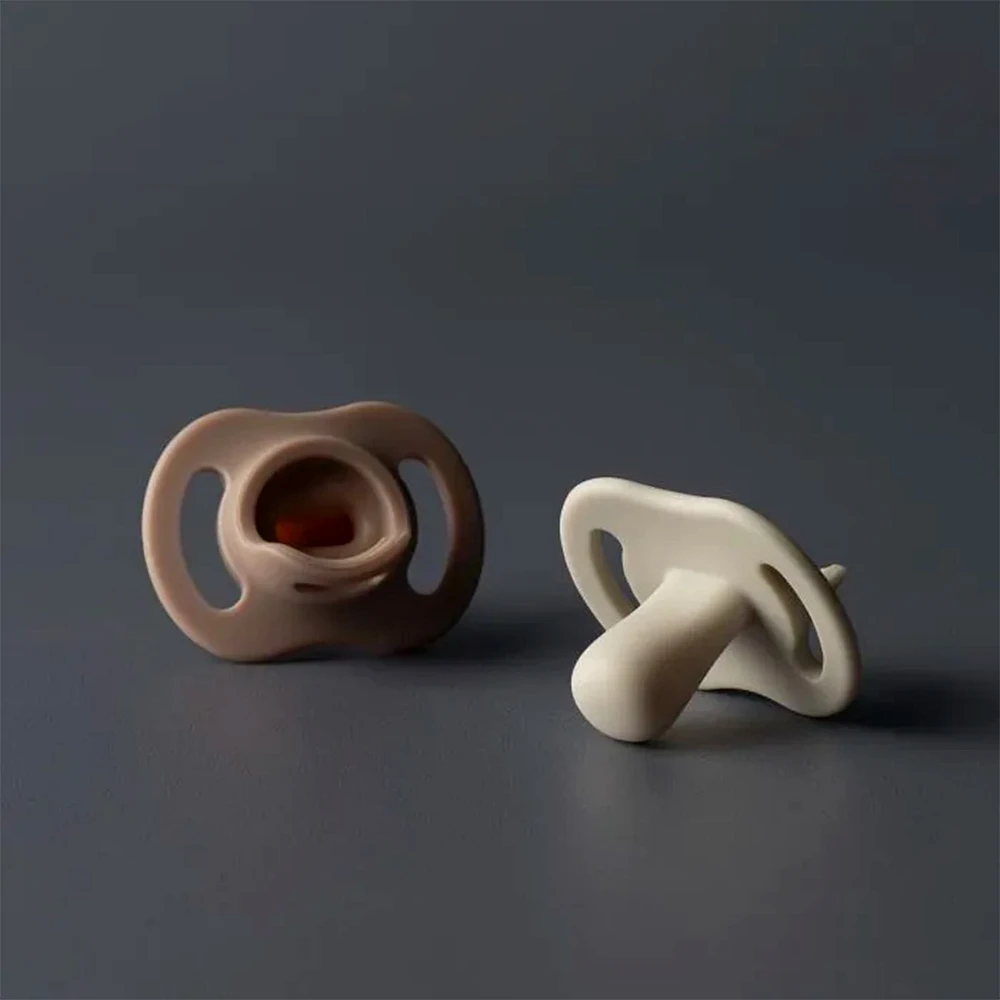 Ultra-Light Stayput Pacifier 6-18months 