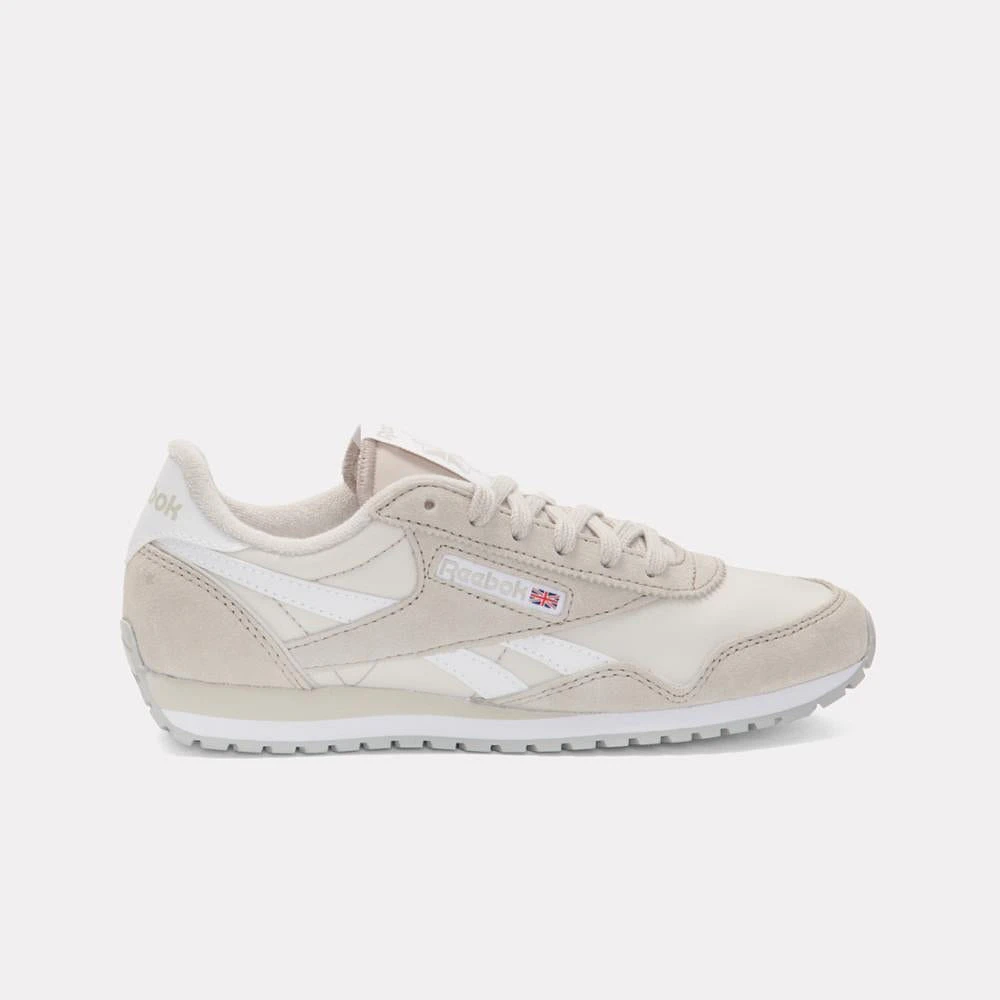 Classic Az Nude