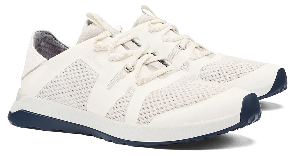 Huia White /